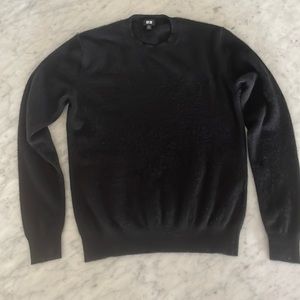 Uniqlo Men’s XS Black Cashmere Crewneck Sweater